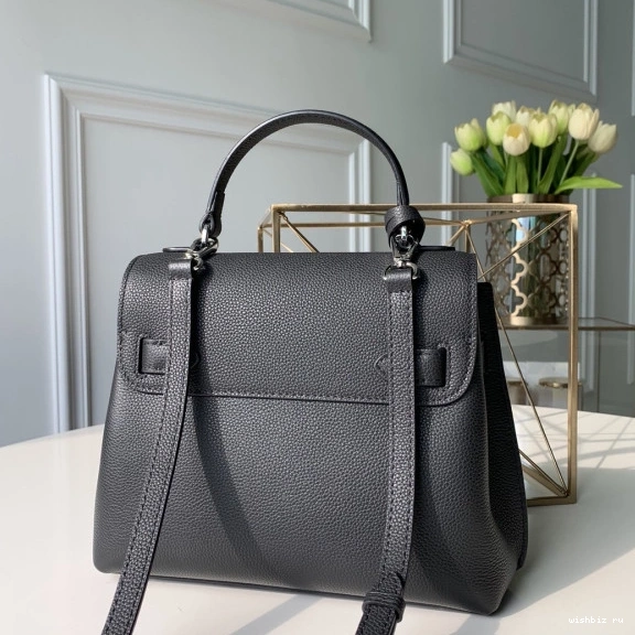 WIS EVER VUITTON BB LOUIS LOCKME 1105